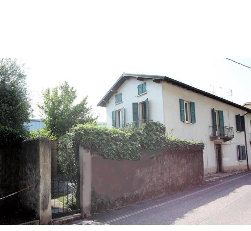 Casa Ortensia Blu Maslianico Exterior photo